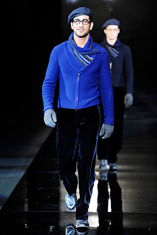 Giorgio Armani / - 2010-2011